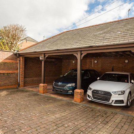 Spacious, 3 Bed House For 6 In Central Chester 호텔 외부 사진
