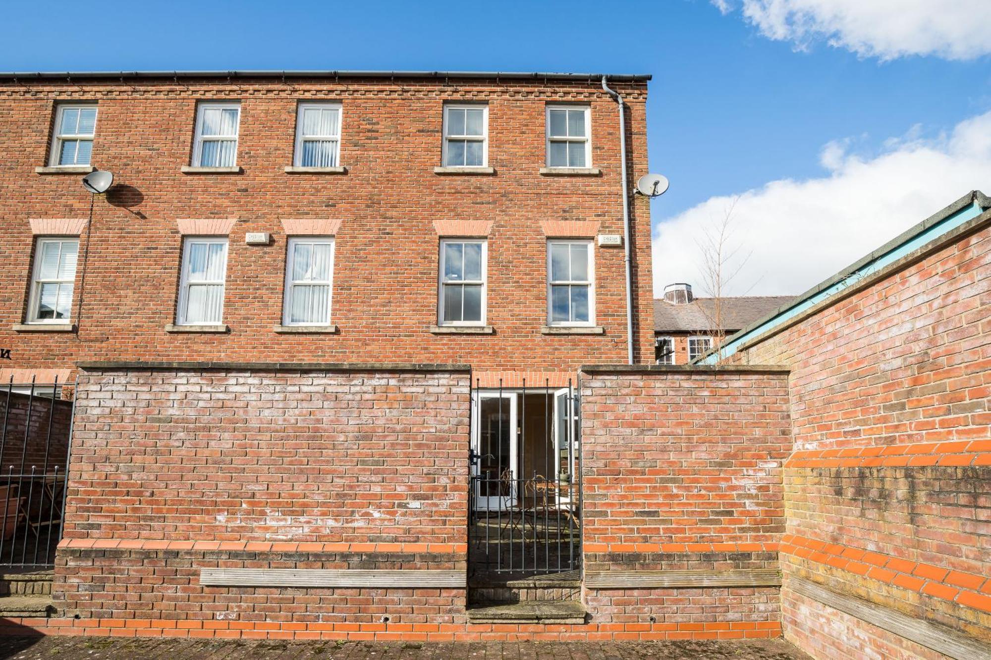 Spacious, 3 Bed House For 6 In Central Chester 호텔 외부 사진