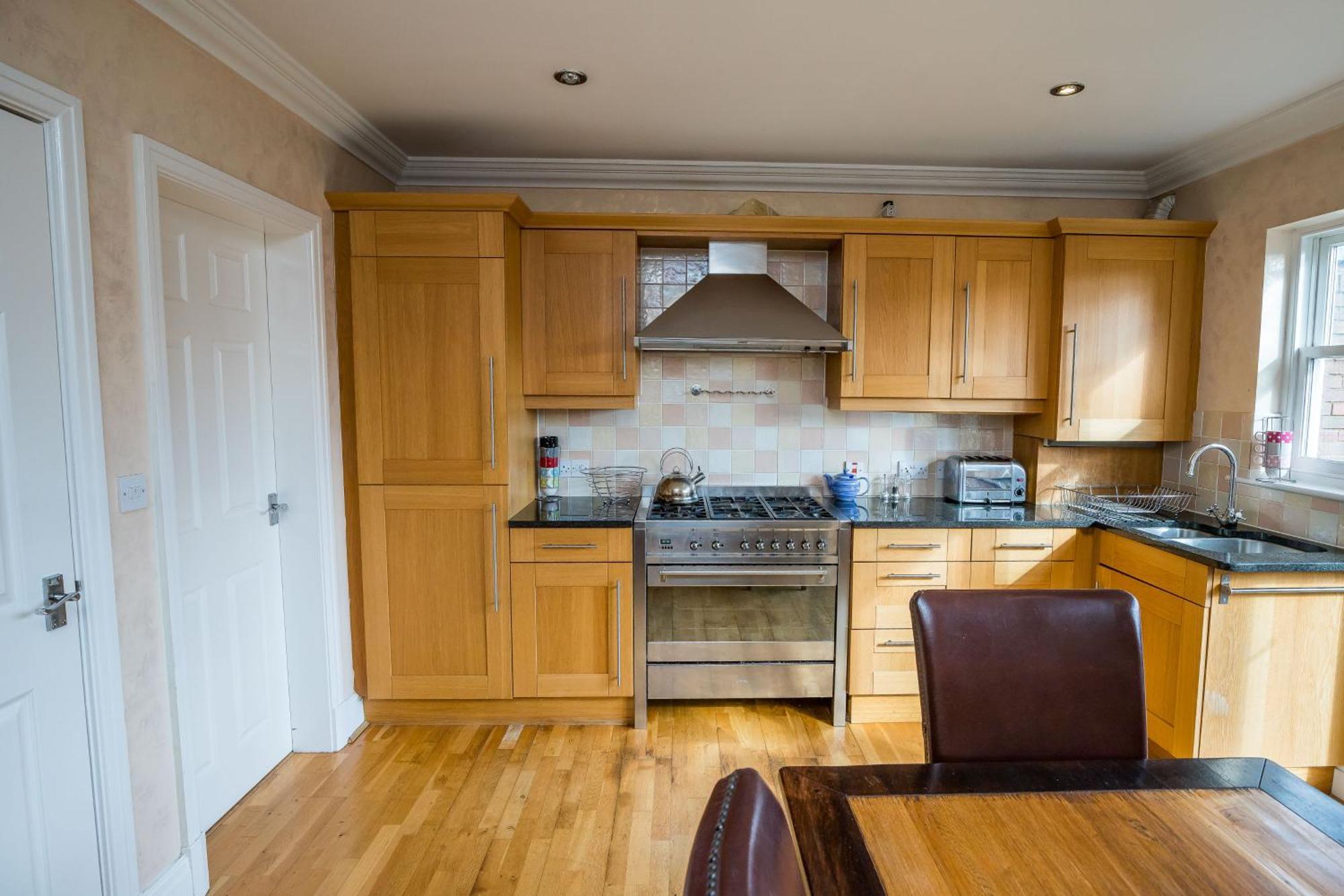 Spacious, 3 Bed House For 6 In Central Chester 호텔 외부 사진