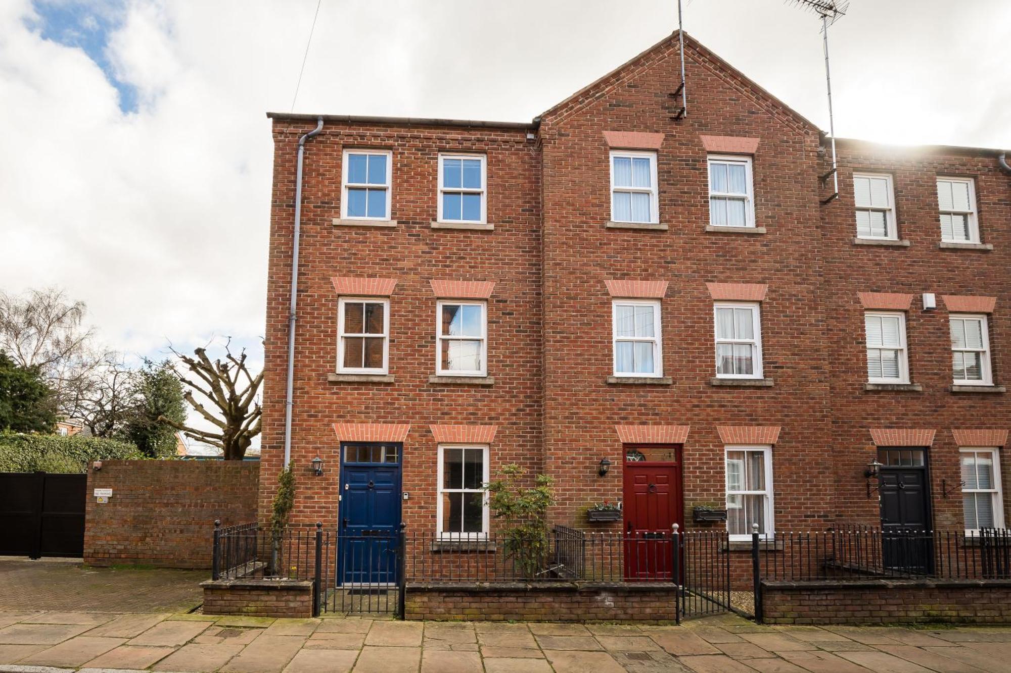 Spacious, 3 Bed House For 6 In Central Chester 호텔 외부 사진