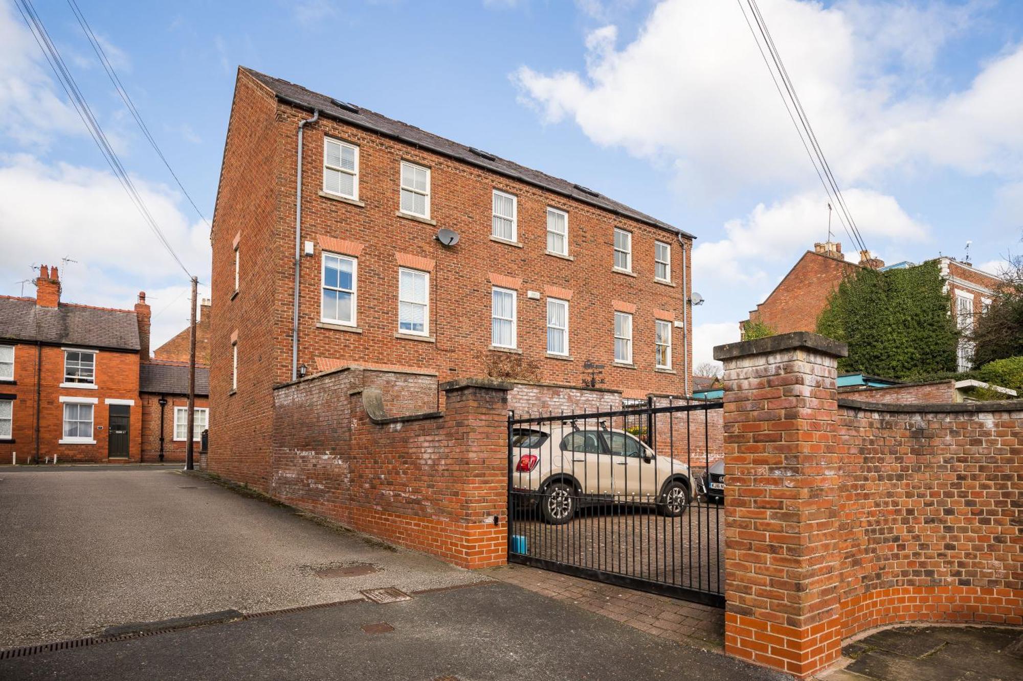 Spacious, 3 Bed House For 6 In Central Chester 호텔 외부 사진