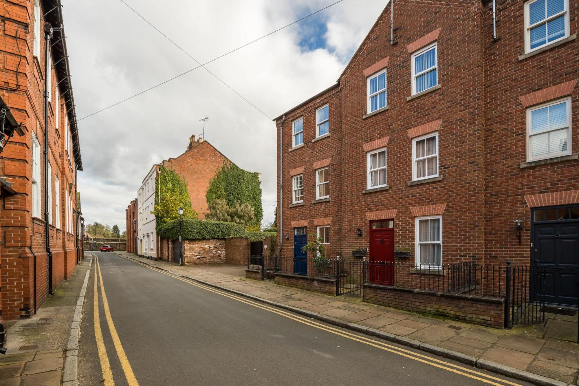 Spacious, 3 Bed House For 6 In Central Chester 호텔 외부 사진